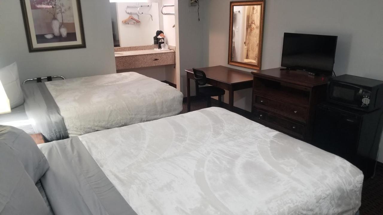Hotel 2 Queen Beds Hotel Room 135 Booking Stillwater Esterno foto