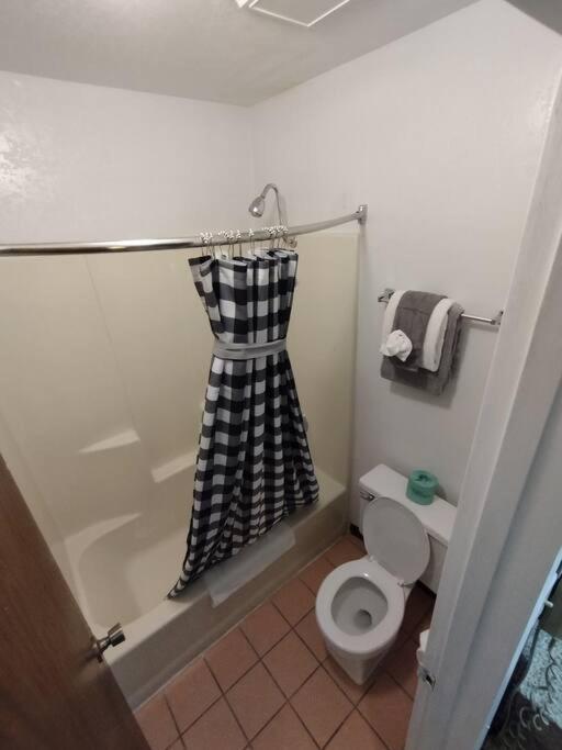 Hotel 2 Queen Beds Hotel Room 135 Booking Stillwater Esterno foto